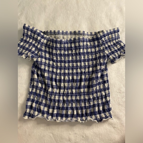 Woman’s crop top - Picture 3 of 3